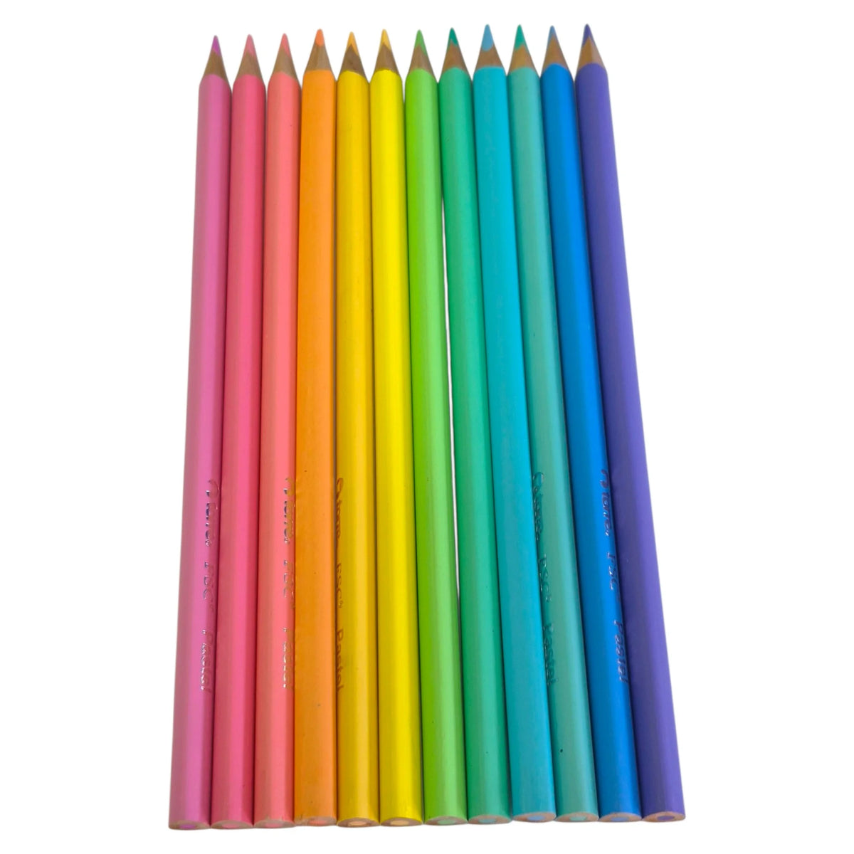 lápices de color pastel torre