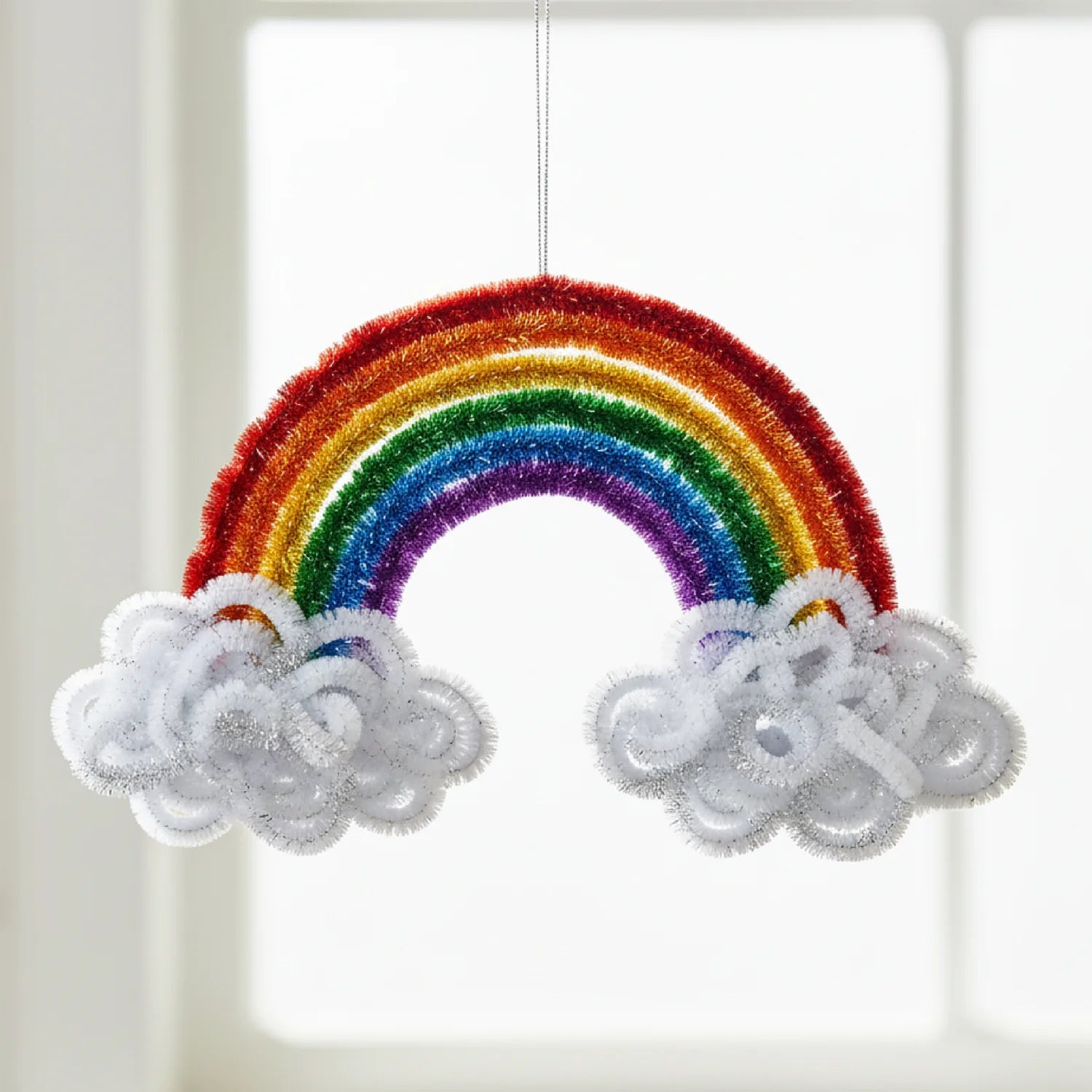 manualidad con limpia pipas glitter